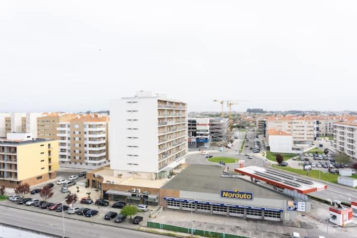 8Rooftop - T2 Com Terraco E Vista Para As Salinas! Appartamento Aveiro Esterno foto